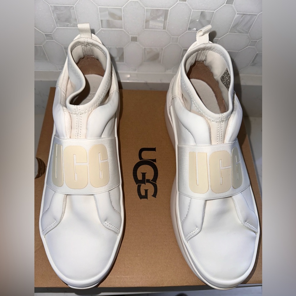 Ugg Neutra Sneakers White, size 8.5 - Picture 2 of 8